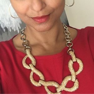 Banana Repulblic Beautiful gold tone rhinestone chunky chain necklace.